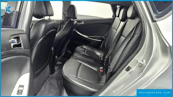 HYUNDAI ACCENT DIESEL WIT 1.6 VGT MODERN