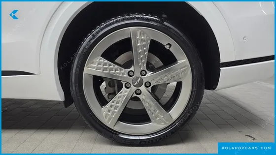 GENESIS GV70 2.5T GASOLINE 2WD