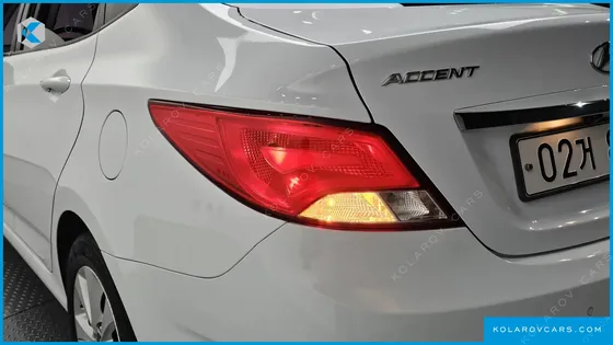 HYUNDAI ACCENT 1.4 VVT MODERN