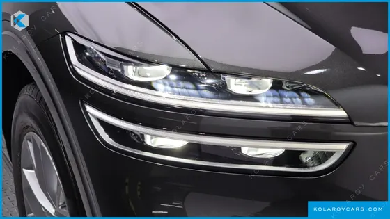 GENESIS GV70 2.5T GASOLINE 2WD