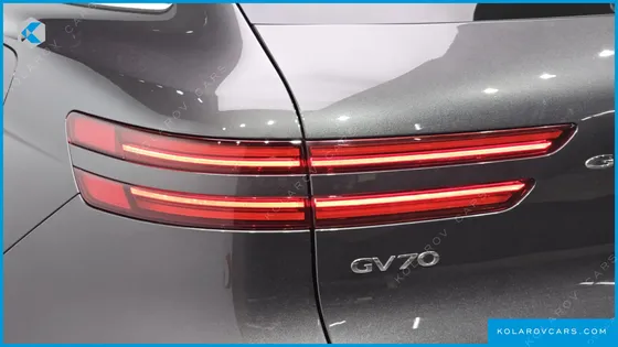 GENESIS GV70 2.5T GASOLINE 2WD