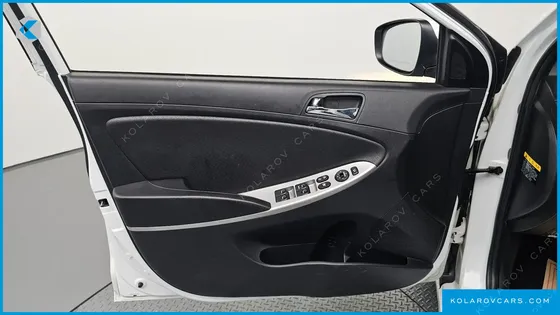 HYUNDAI ACCENT 1.4 VVT MODERN