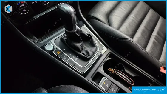VOLKSWAGEN GOLF 2.0 TDI PREMIUM