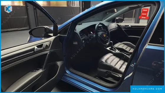 VOLKSWAGEN GOLF 2.0 TDI PREMIUM