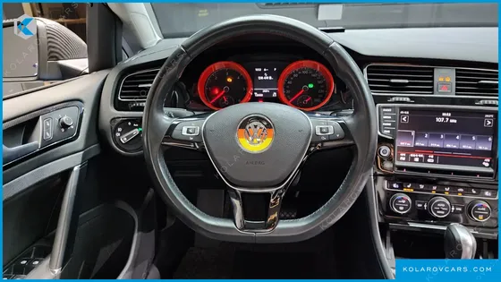 VOLKSWAGEN GOLF 2.0 TDI PREMIUM