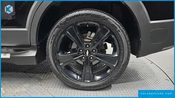 CHEVROLET (GM DAEWOO) CAPTIVA 2WD PERFECT BLACK