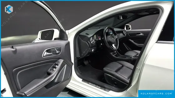 MERCEDES A-CLASS A200