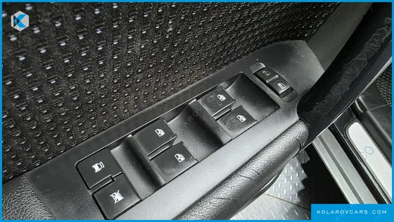CHEVROLET (GM DAEWOO) CAPTIVA 2WD LT