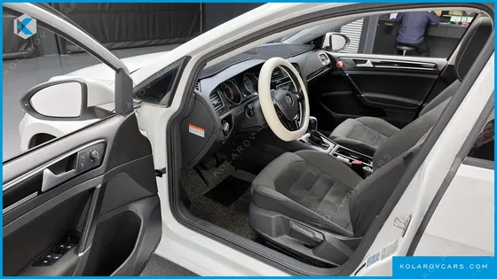 VOLKSWAGEN GOLF 2.0 TDI