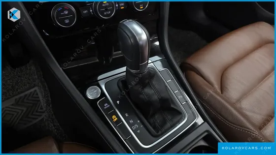 VOLKSWAGEN GOLF 2.0 TDI PREMIUM