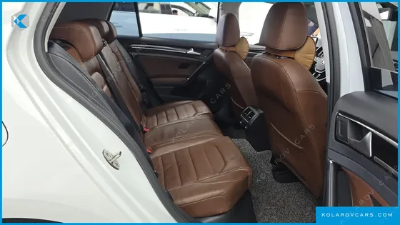 VOLKSWAGEN GOLF 2.0 TDI PREMIUM