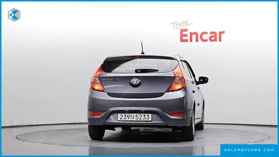 HYUNDAI ACCENT DIESEL WIT 1.6 VGT MODERN