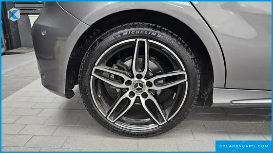 MERCEDES A-CLASS A200 AMG LINE