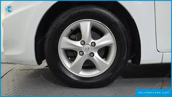 HYUNDAI ACCENT DIESEL WIT 1.6 VGT PREMIER
