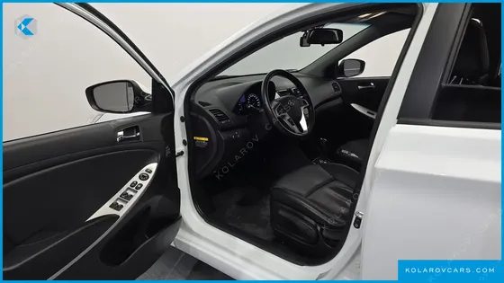 HYUNDAI ACCENT DIESEL WIT 1.6 VGT PREMIER