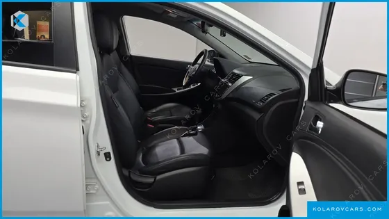 HYUNDAI ACCENT DIESEL WIT 1.6 VGT PREMIER