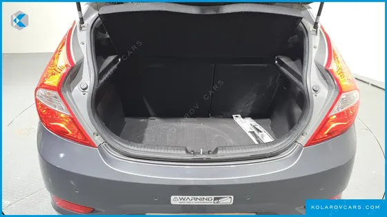HYUNDAI ACCENT DIESEL WIT 1.6 VGT MODERN