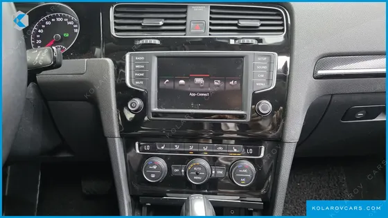VOLKSWAGEN GOLF 2.0 TDI PREMIUM