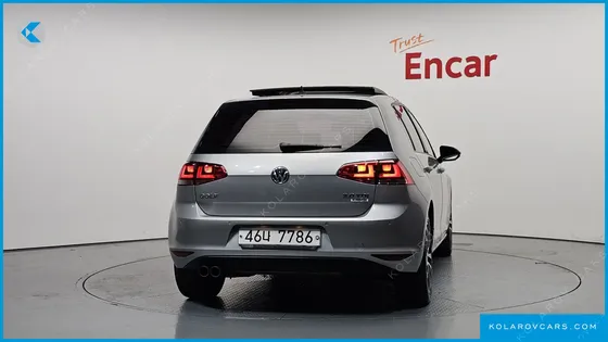 VOLKSWAGEN GOLF 2.0 TDI PREMIUM