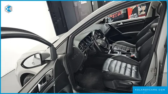 VOLKSWAGEN GOLF 2.0 TDI PREMIUM