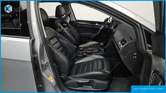 VOLKSWAGEN GOLF 2.0 TDI PREMIUM