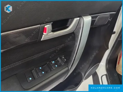 CHEVROLET (GM DAEWOO) CAPTIVA 2WD LT PREMIUM