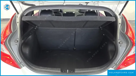 HYUNDAI ACCENT DIESEL WIT 1.6 VGT PREMIER