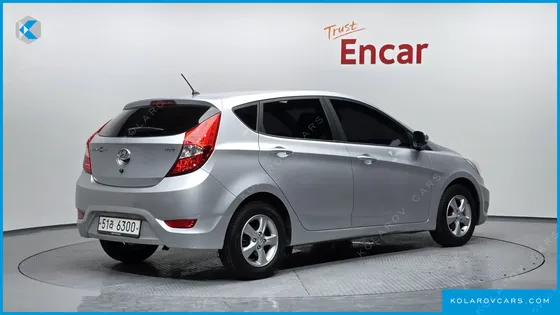 HYUNDAI ACCENT WIT 1.4 VVT MODERN