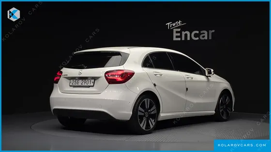 MERCEDES A-CLASS A200