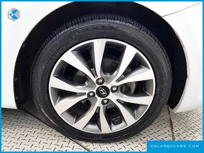 HYUNDAI ACCENT DIESEL 1.6 VGT PREMIUM
