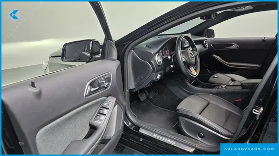 MERCEDES A-CLASS A200