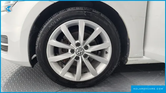 VOLKSWAGEN GOLF 2.0 TDI