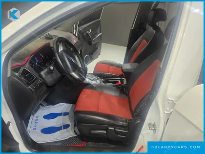 CHEVROLET (GM DAEWOO) CAPTIVA 2WD DYNAMIC RED