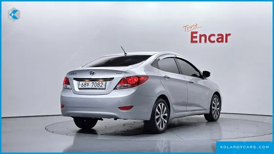 HYUNDAI ACCENT 1.4 VVT PREMIUM
