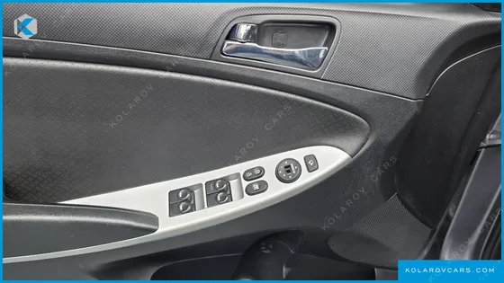 HYUNDAI ACCENT DIESEL WIT 1.6 VGT MODERN