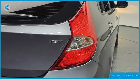 HYUNDAI ACCENT DIESEL WIT 1.6 VGT MODERN