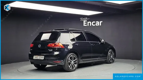 VOLKSWAGEN GOLF 2.0 TDI PREMIUM