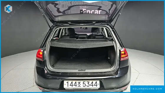 VOLKSWAGEN GOLF 2.0 TDI PREMIUM