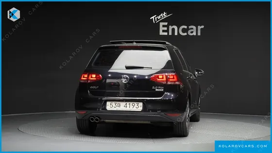VOLKSWAGEN GOLF 2.0 TDI PREMIUM