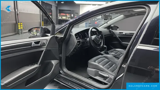 VOLKSWAGEN GOLF 2.0 TDI PREMIUM