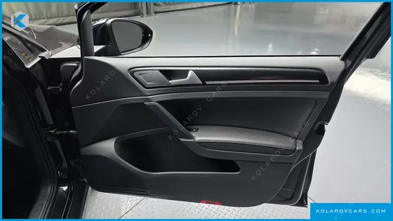 VOLKSWAGEN GOLF 2.0 TDI PREMIUM
