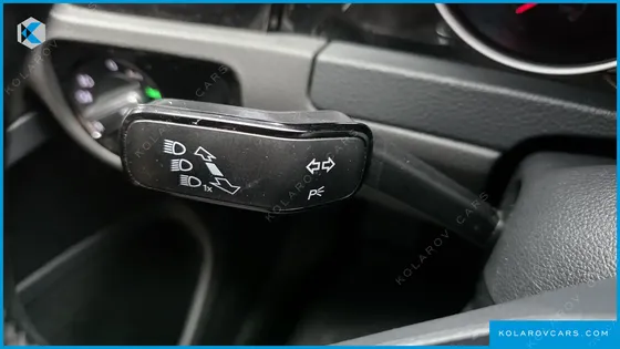 VOLKSWAGEN GOLF 2.0 TDI PREMIUM
