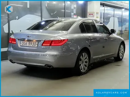 HYUNDAI GENESIS BH 380 ROYAL