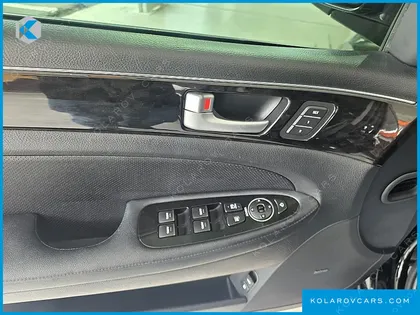 HYUNDAI GENESIS BH330 PREMIUM