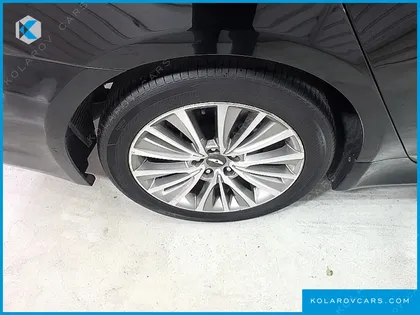 HYUNDAI GENESIS BH330 PREMIUM