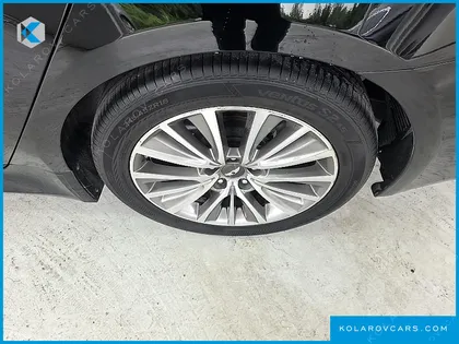 HYUNDAI GENESIS BH330 PREMIUM