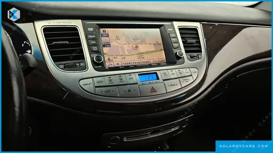 HYUNDAI GENESIS BH 330 GRAND