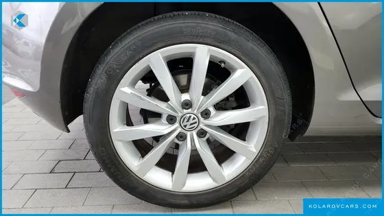 VOLKSWAGEN GOLF 2.0 TDI