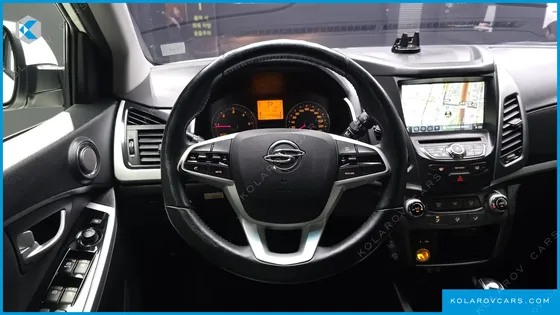 KGM - SSANGYONG KORANDO 2.2 RX 2WD