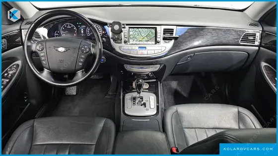 HYUNDAI GENESIS BH 330 LUXURY